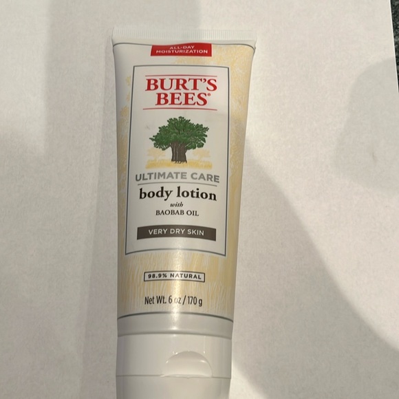 Burt’s Bees Ultimate Care Body Lotion 6 New - Picture 1 of 3